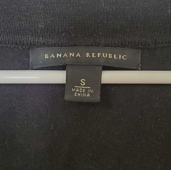 Banana Republic Cardigan - Picture 2 of 2